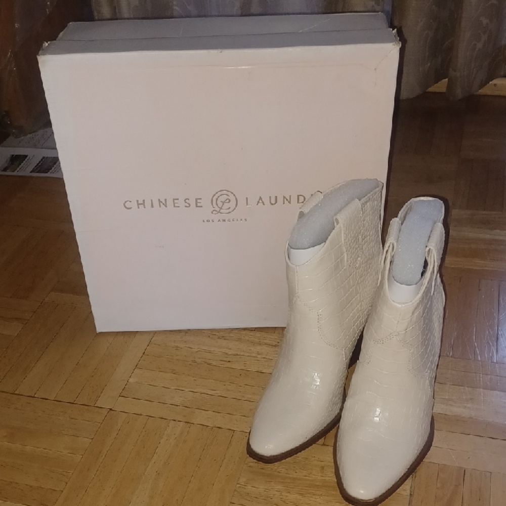 Chinese Laundry Off-White Ankle Booties